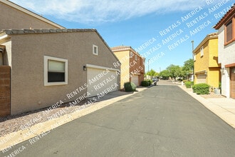 2665 E Bart St in Gilbert, AZ - Foto de edificio - Building Photo