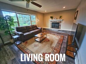 4260 McPherson Ave, Unit 3 in Colorado Springs, CO - Foto de edificio - Building Photo