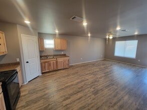 1503 E 6th St in Lubbock, TX - Building Photo - Building Photo