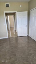7180 NW 174th Terrace in Hialeah, FL - Building Photo - Building Photo