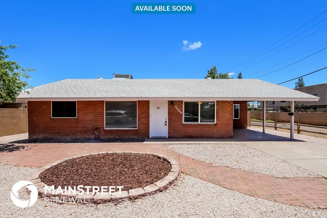 2722 W Tuckey Ln in Phoenix, AZ - Building Photo