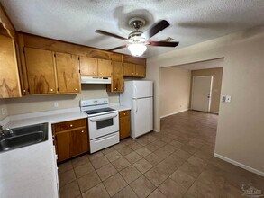 224 Jeffery Ln in Pensacola, FL - Building Photo - Building Photo