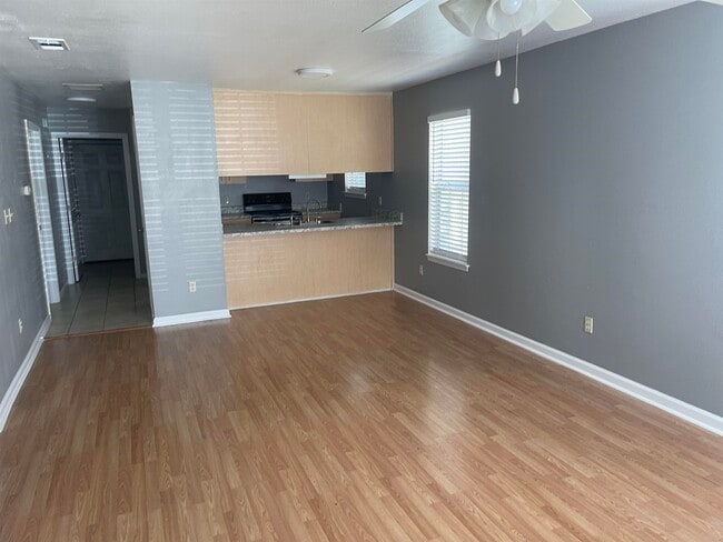 2719 W Tharpe St in Tallahassee, FL - Building Photo - Building Photo