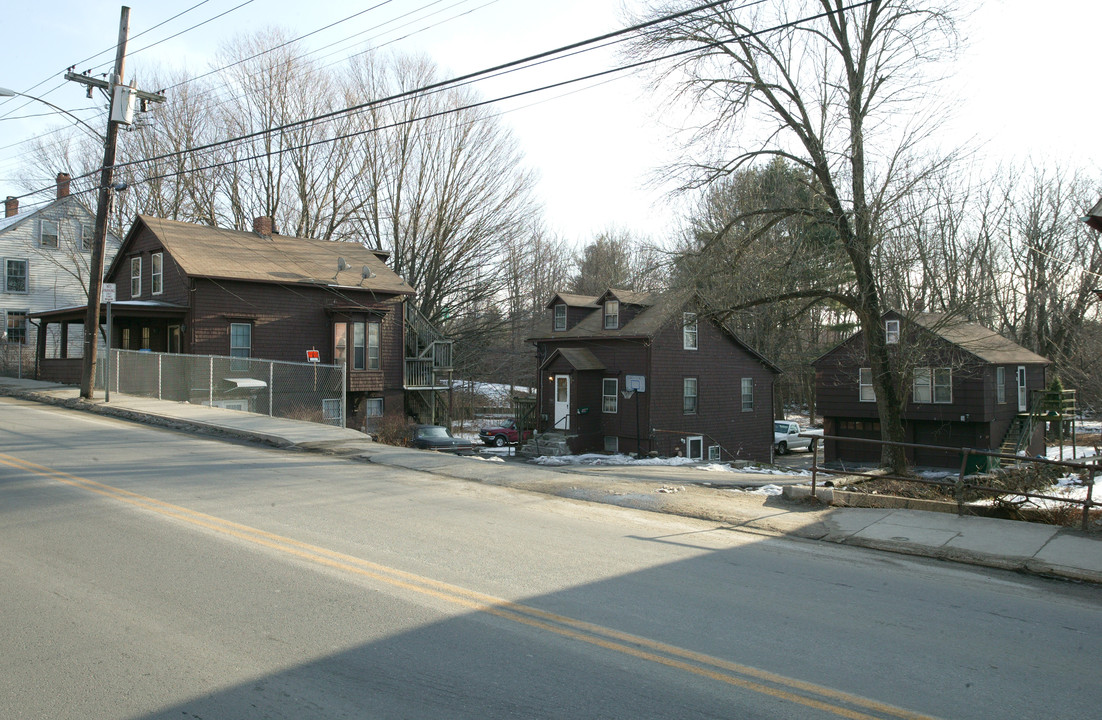 6-8 Town St in Norwich, CT - Building Photo