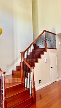 605 Maiden Ln in Pinole, CA - Building Photo - Building Photo