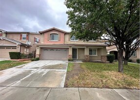 53226 Compassion Way in Lake Elsinore, CA - Building Photo