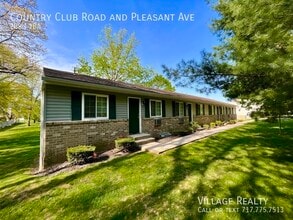 607 Country Club Rd in Red Lion, PA - Building Photo - Building Photo
