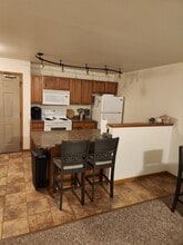 4960 Service Dr, Unit 105 in Winona, MN - Building Photo - Building Photo