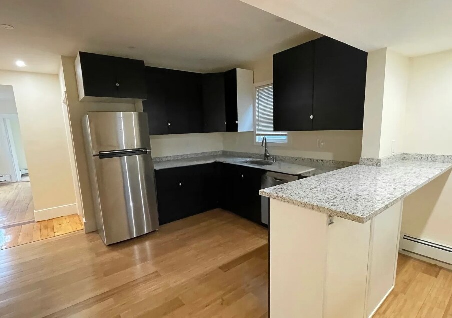 69 Bonair St in Somerville, MA - Building Photo