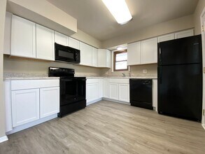 2540 Boyd St in Des Moines, IA - Building Photo - Building Photo