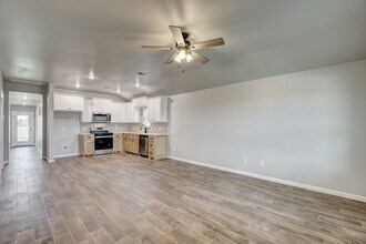 634 Juniper St in Washington, OK - Building Photo - Building Photo