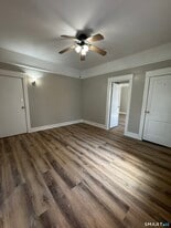 7 Bridge St in Norwalk, CT - Building Photo