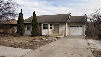 2539 SE 8th Ct in Des Moines, IA - Building Photo