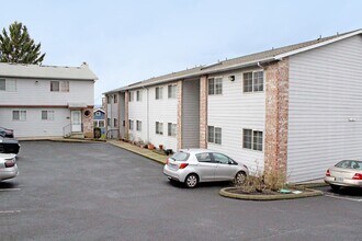 wellsfar01 in Portland, OR - Building Photo - Building Photo