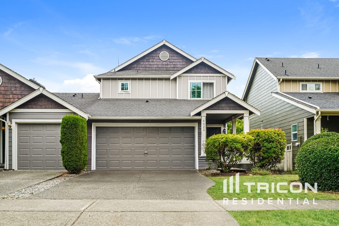 4422 Roxanna Loop SE in Lacey, WA - Building Photo