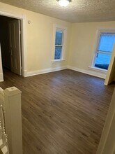 5217 Kenwood Rd-Unit -1 in Cincinnati, OH - Building Photo - Building Photo