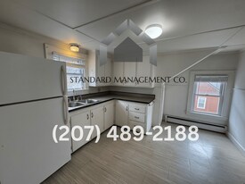 9 Tardiff St in Waterville, ME - Building Photo