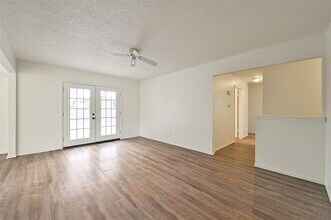 421 Meadow Lake Dr in Edmond, OK - Building Photo - Building Photo