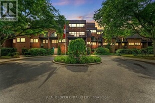 36 Hayhurst Rd in Brantford, ON - Building Photo