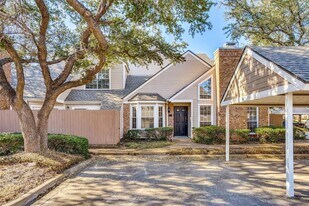 17820 Windflower Way in Dallas, TX - Building Photo