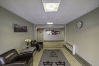 King Alfred Apartments in Passaic, NJ - Building Photo - Lobby