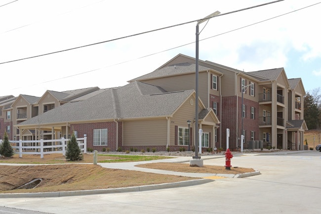 Wickham Gardens in Sapulpa, OK - Foto de edificio - Building Photo
