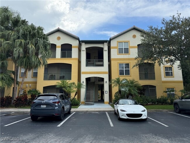 property at 11521 Villa Grand