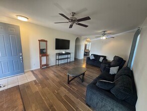 13998 Old Mill Ln in Victorville, CA - Building Photo - Building Photo