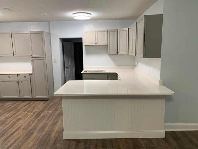 66 Lucky Dr in Ormond Beach, FL - Building Photo - Building Photo