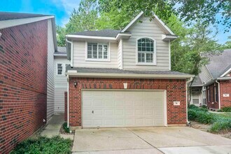 76 S Piper Trace in Spring, TX - Building Photo - Building Photo