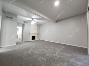 3815 Paces Ferry W in Atlanta, GA - Building Photo - Building Photo