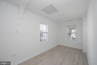 905 Jersey Ave in Gloucester City, NJ - Building Photo - Building Photo