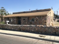 425 Pinon St in Las Cruces, NM - Building Photo - Building Photo