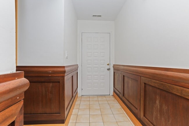 56 Arthur Ct in Port Chester, NY - Building Photo - Building Photo