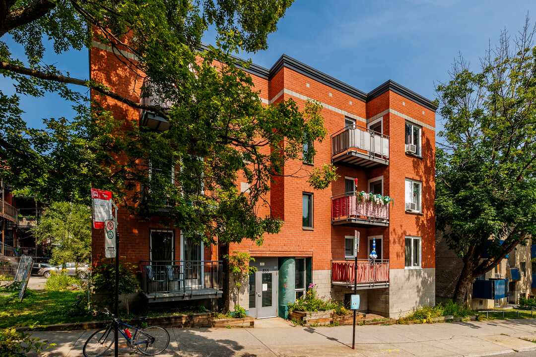 855 Georges-Vanier Boul in Montréal, QC - Building Photo