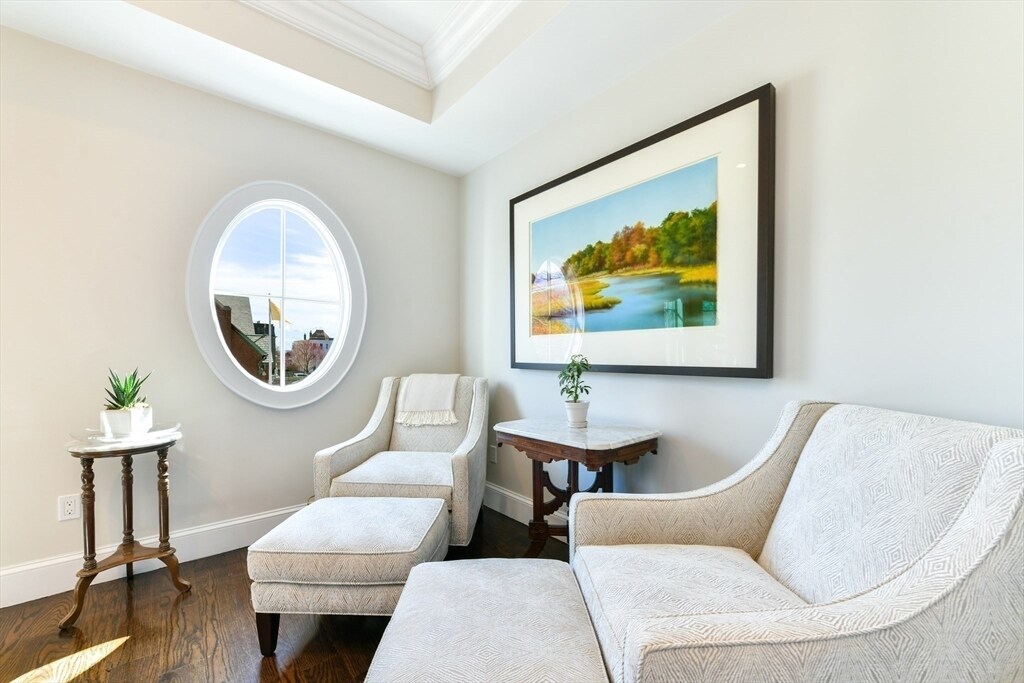 846 E Broadway in Boston, MA - Building Photo