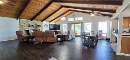25041 Cannonero Ct in Tehachapi, CA - Building Photo - Building Photo