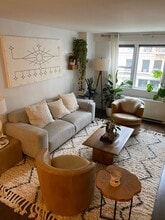 77 E 12th St, Unit 5C in New York, NY - Foto de edificio - Building Photo
