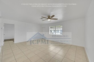 3249 Coral Hills Dr in Coral Springs, FL - Building Photo - Building Photo