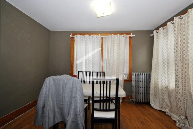 31 S Crescent Circuit in Boston, MA - Building Photo - Building Photo