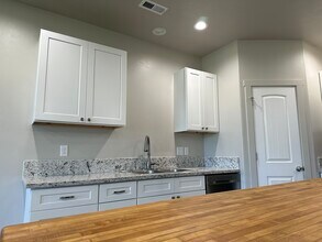 187 Courthouse Way, Unit 100 in Rigby, ID - Building Photo - Building Photo