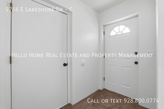 9766 E Lakeshore Dr in Prescott Valley, AZ - Building Photo - Building Photo