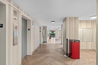 Calvert House Apartments in Washington, DC - Foto de edificio - Interior Photo