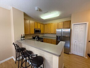 1577 Legacy Pkwy E in Maplewood, MN - Building Photo - Building Photo