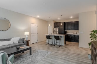 Fox Ridge Apartments in Troutdale, OR - Foto de edificio - Interior Photo