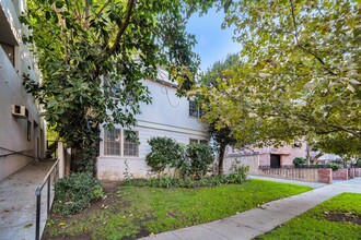 14514 Benefit St in Sherman Oaks, CA - Building Photo - Building Photo