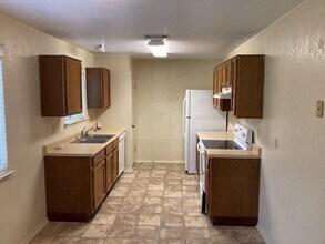 2006 Dickens Dr in Killeen, TX - Building Photo - Building Photo