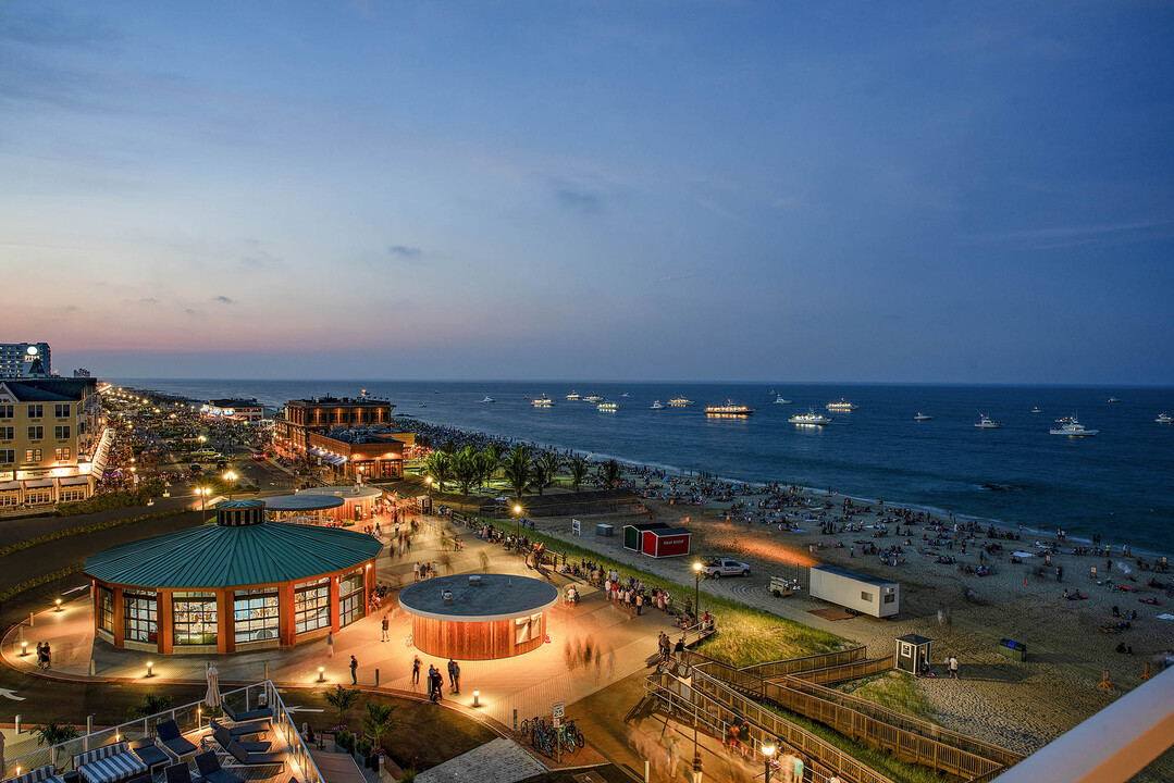 Pier Village Apartments in Long Branch, NJ - Building Photo