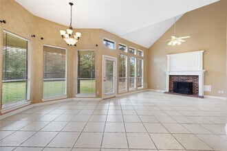 13135 Finch Brook Dr in Cypress, TX - Building Photo - Building Photo