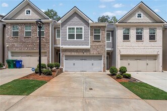 5402 Brooklands Dr in Lithonia, GA - Building Photo - Building Photo